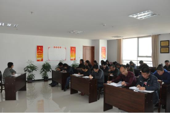 集團(tuán)黨委委員、副總經(jīng)理劉玲同志宣講黨的十九大精神