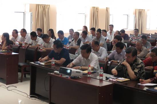 加強業(yè)務(wù)培訓(xùn)，提升工作能力
