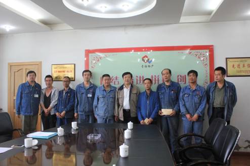 青海物產(chǎn)集團(tuán)黨委開展慶祝建黨95周年，走訪慰問(wèn)